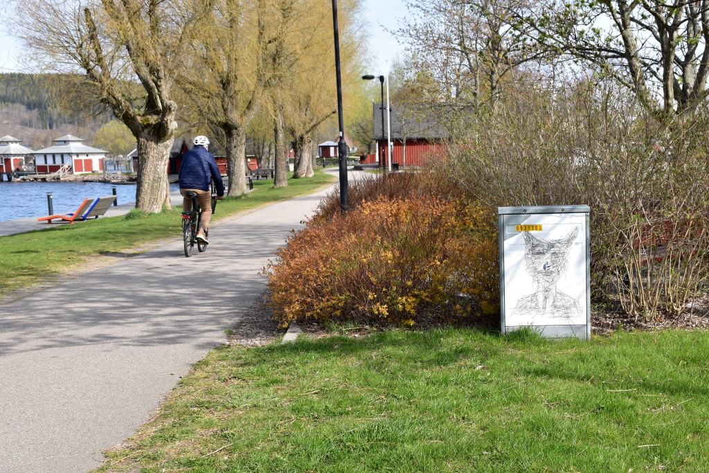 Ett elskåp vid strandpromenaden.