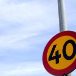 Hastighetsskylt som visar 40 km/h