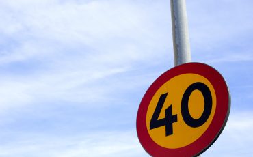 Hastighetsskylt som visar 40 km/h