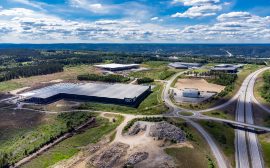 Flygfoto över tomt på Rönnåsens industriområde